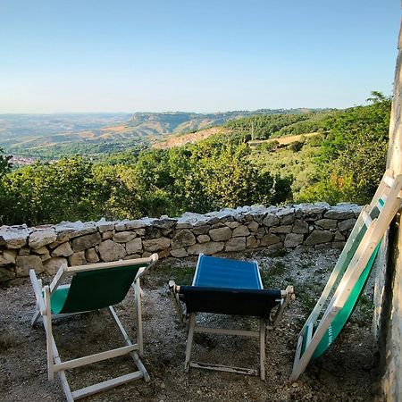 La Casa Dalle Finestre Blu Abbateggio Eksteriør billede