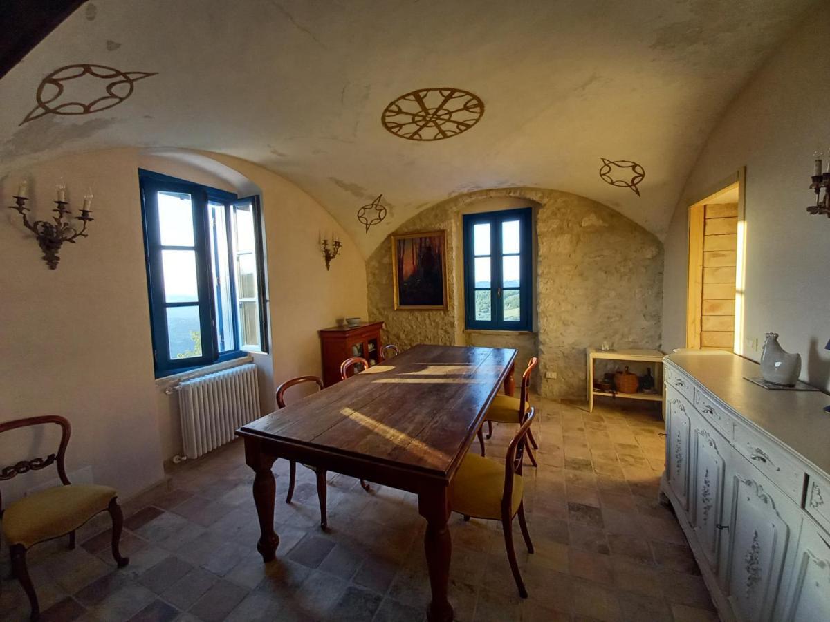 La Casa Dalle Finestre Blu Abbateggio Eksteriør billede