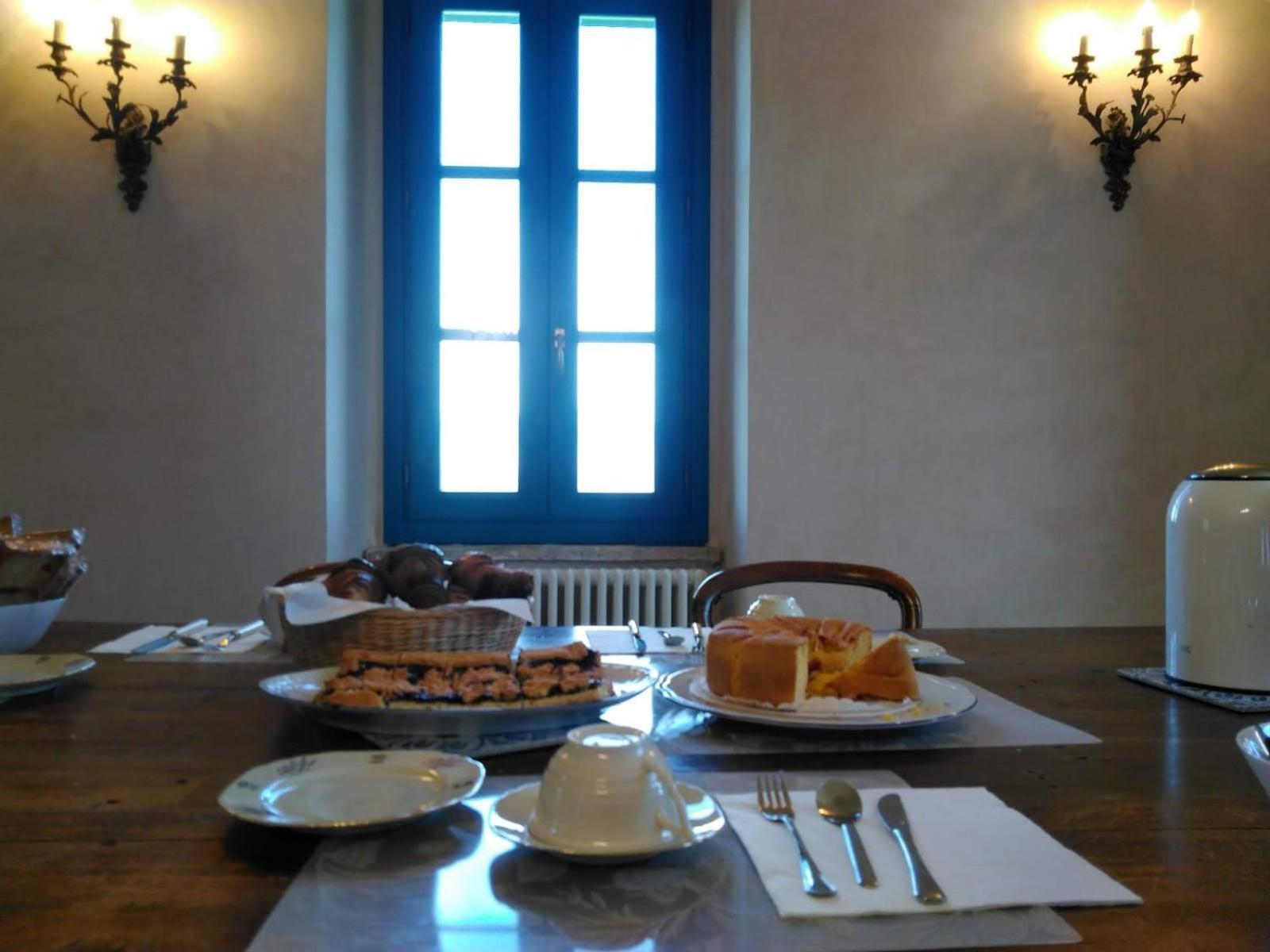 La Casa Dalle Finestre Blu Abbateggio Eksteriør billede